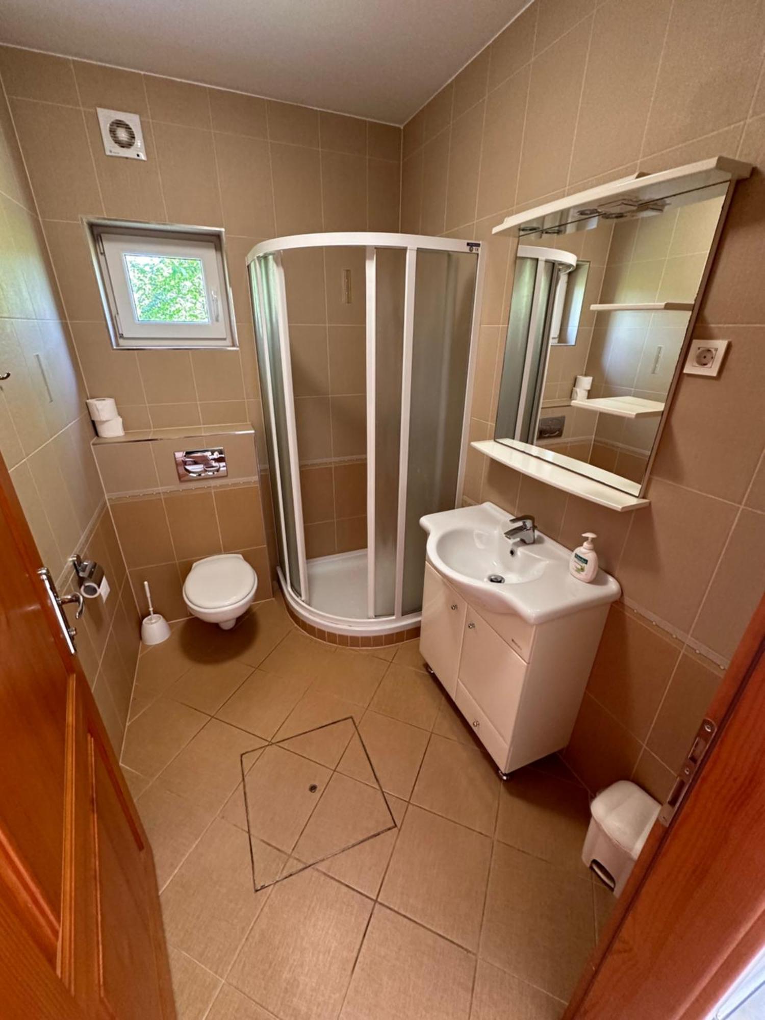 Apartments Suster Stari Trg ob Kolpi Kültér fotó