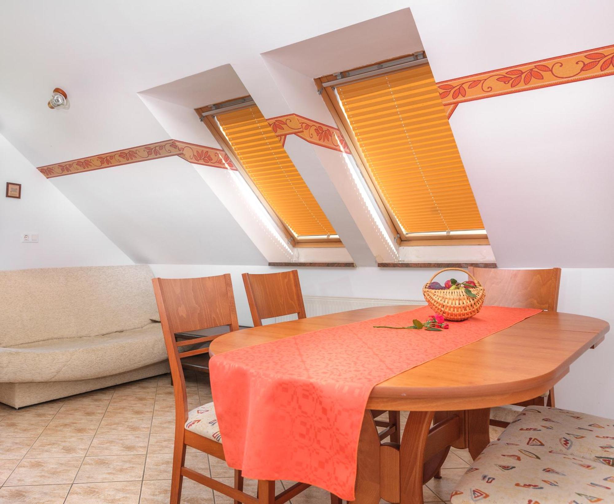 Apartments Suster Stari Trg ob Kolpi Kültér fotó