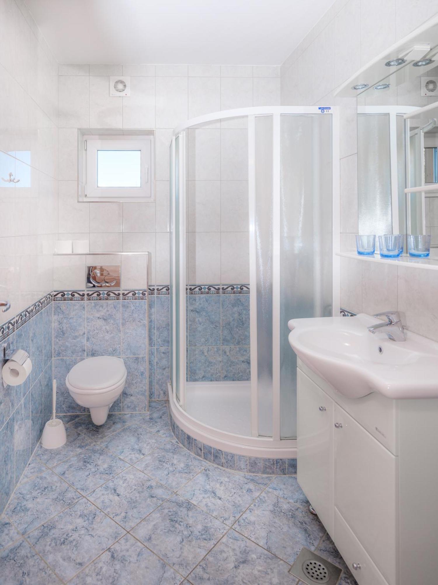 Apartments Suster Stari Trg ob Kolpi Kültér fotó