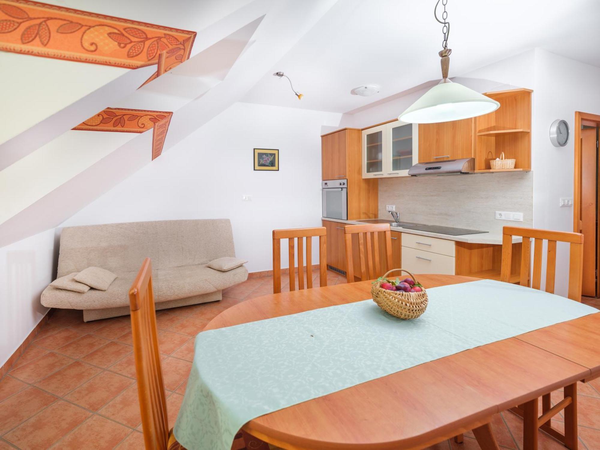 Apartments Suster Stari Trg ob Kolpi Kültér fotó